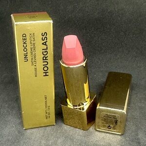 🆕 Hourglass Unlocked Satin Creme Lipstick 🌺330 Flora🌺✨new in box unused✨